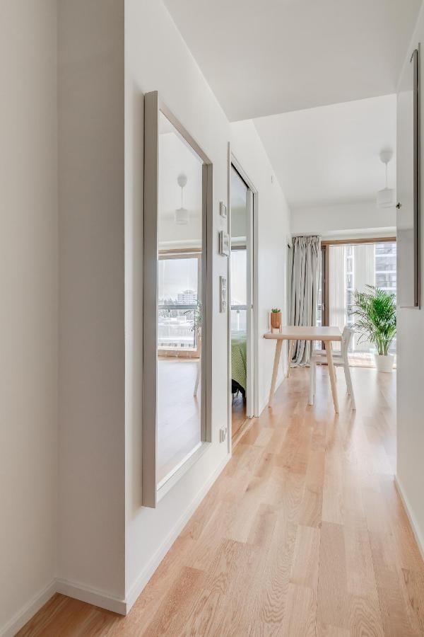 Tapiola Oak Apartment Еспоо Екстериор снимка