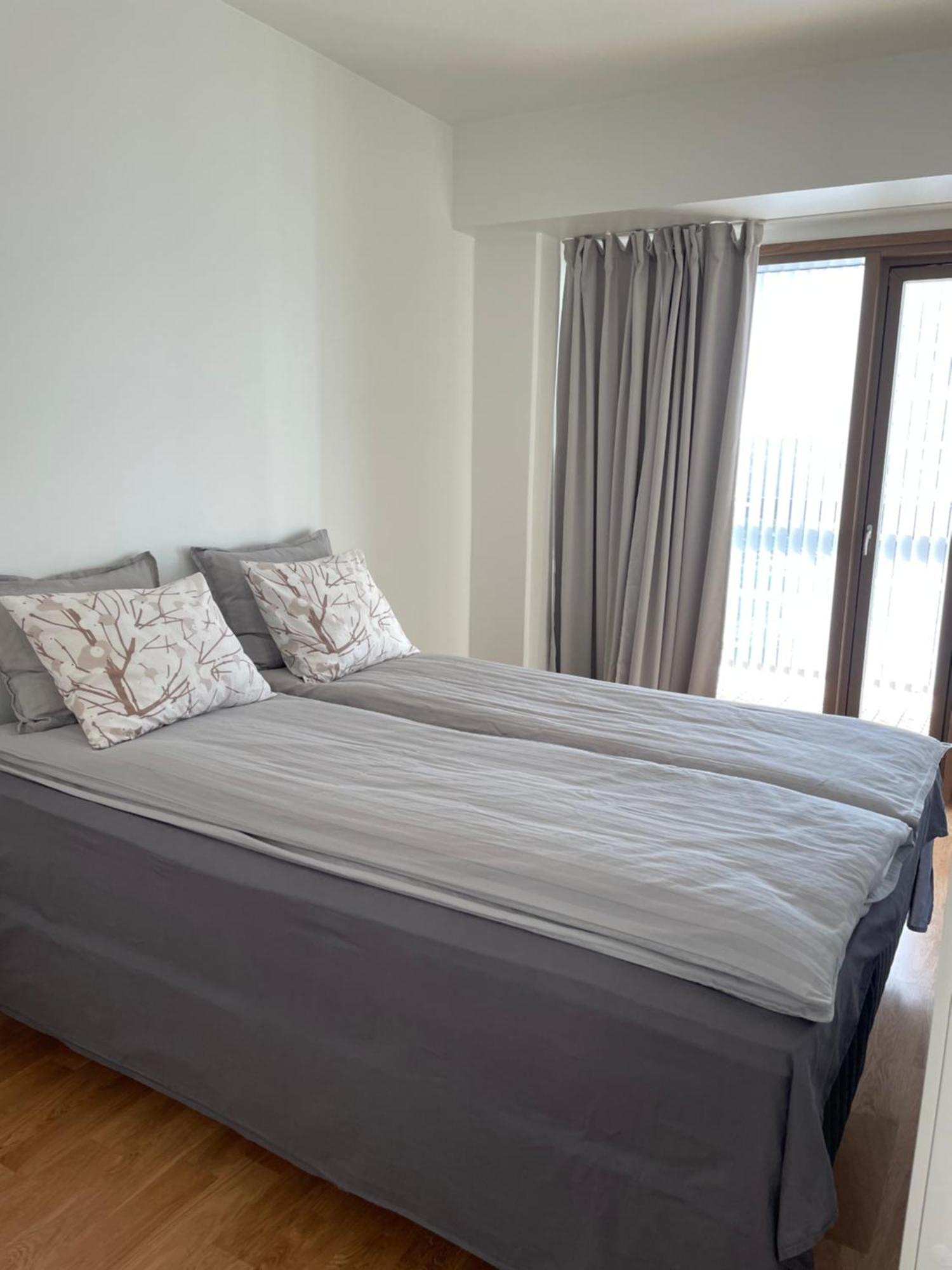 Tapiola Oak Apartment Еспоо Екстериор снимка